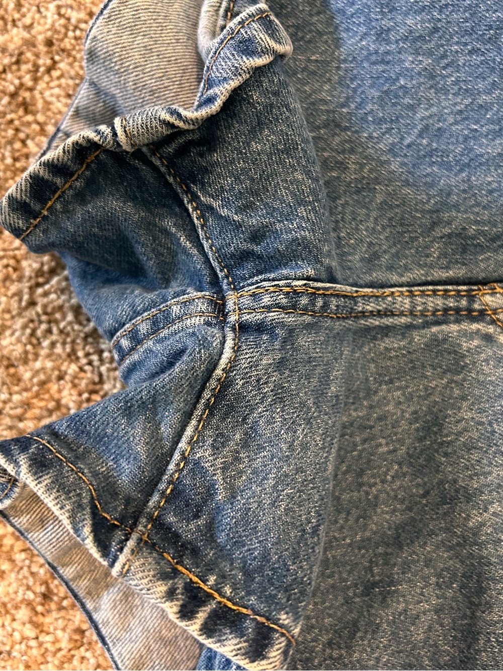 Levi’s High Waisted Mom Shorts. Medium Wash. Classic. Summer. SZ 31 - Picture 4 of 10